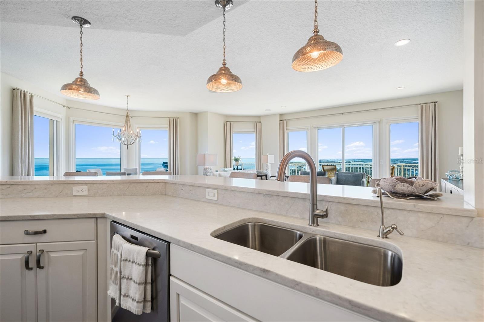 VINOY PLACE CONDO - Residential