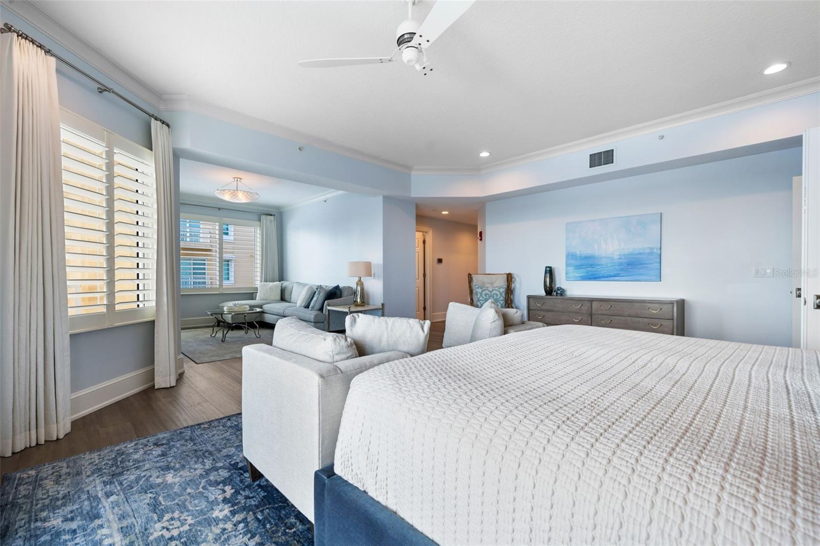 VINOY PLACE CONDO - Residential