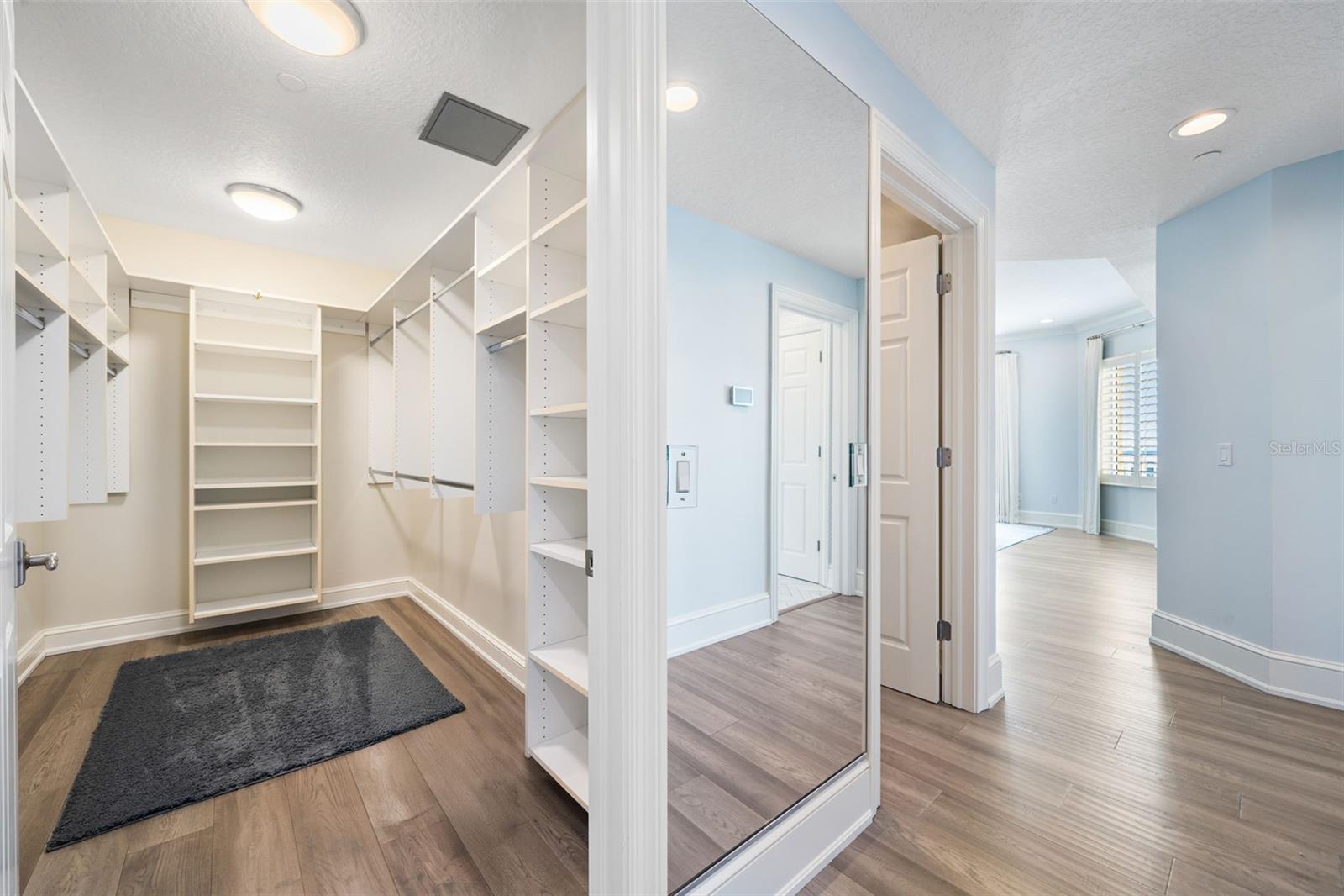 VINOY PLACE CONDO - Residential