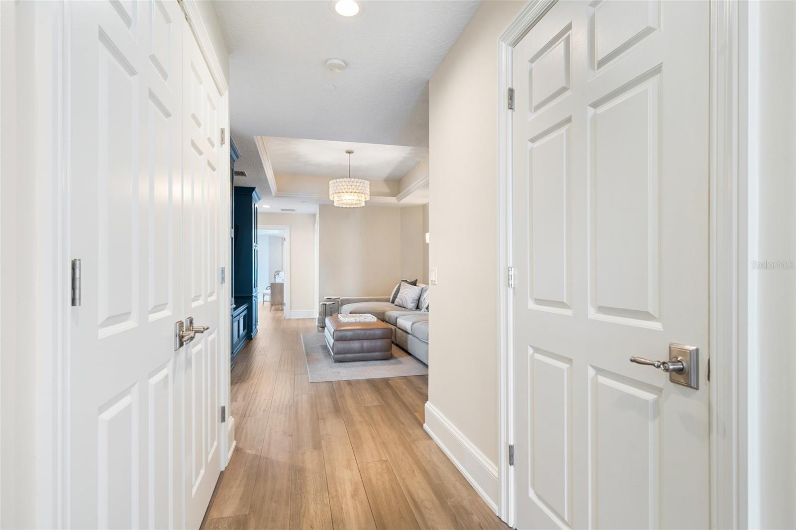 VINOY PLACE CONDO - Residential