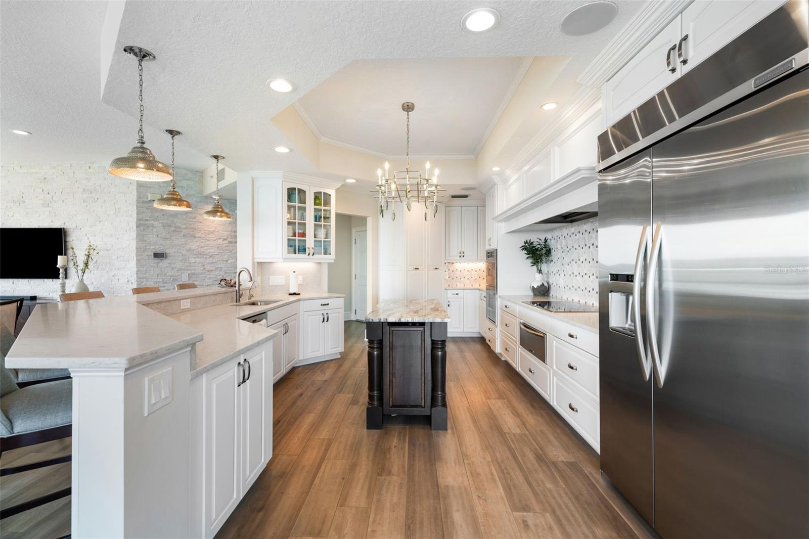 VINOY PLACE CONDO - Residential