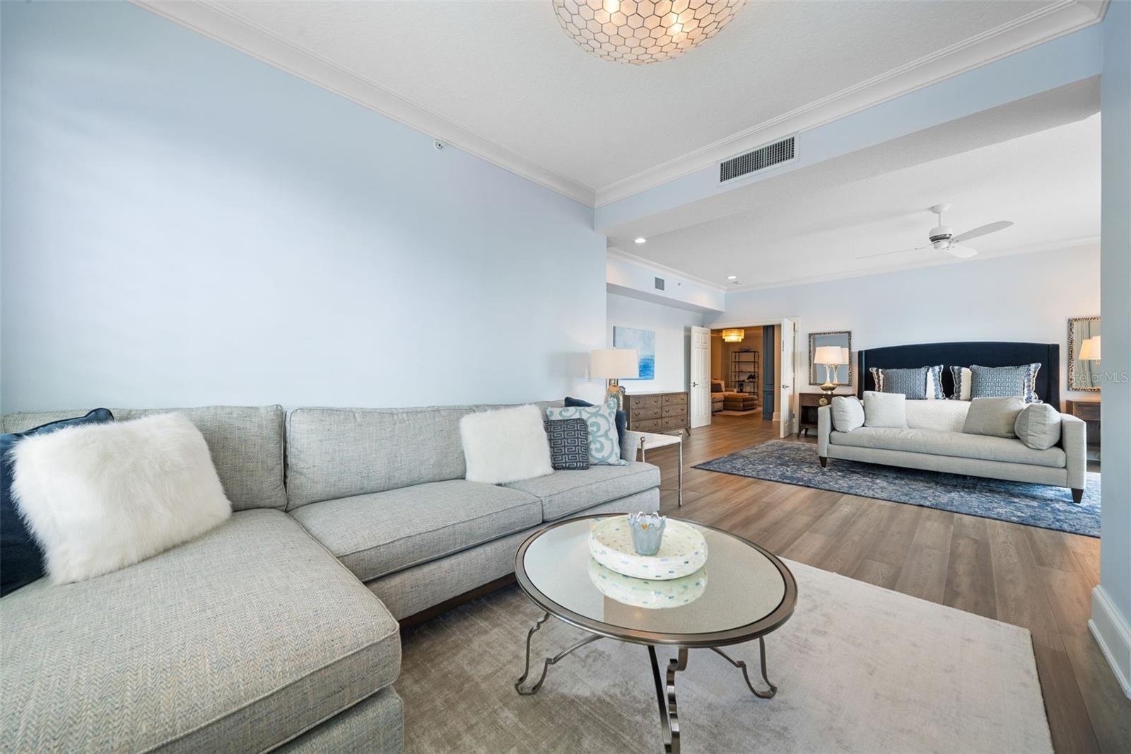 VINOY PLACE CONDO - Residential