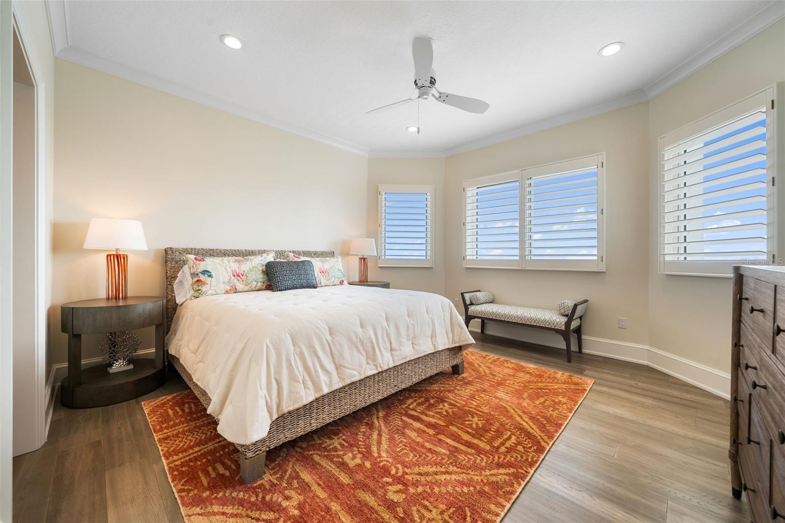 VINOY PLACE CONDO - Residential