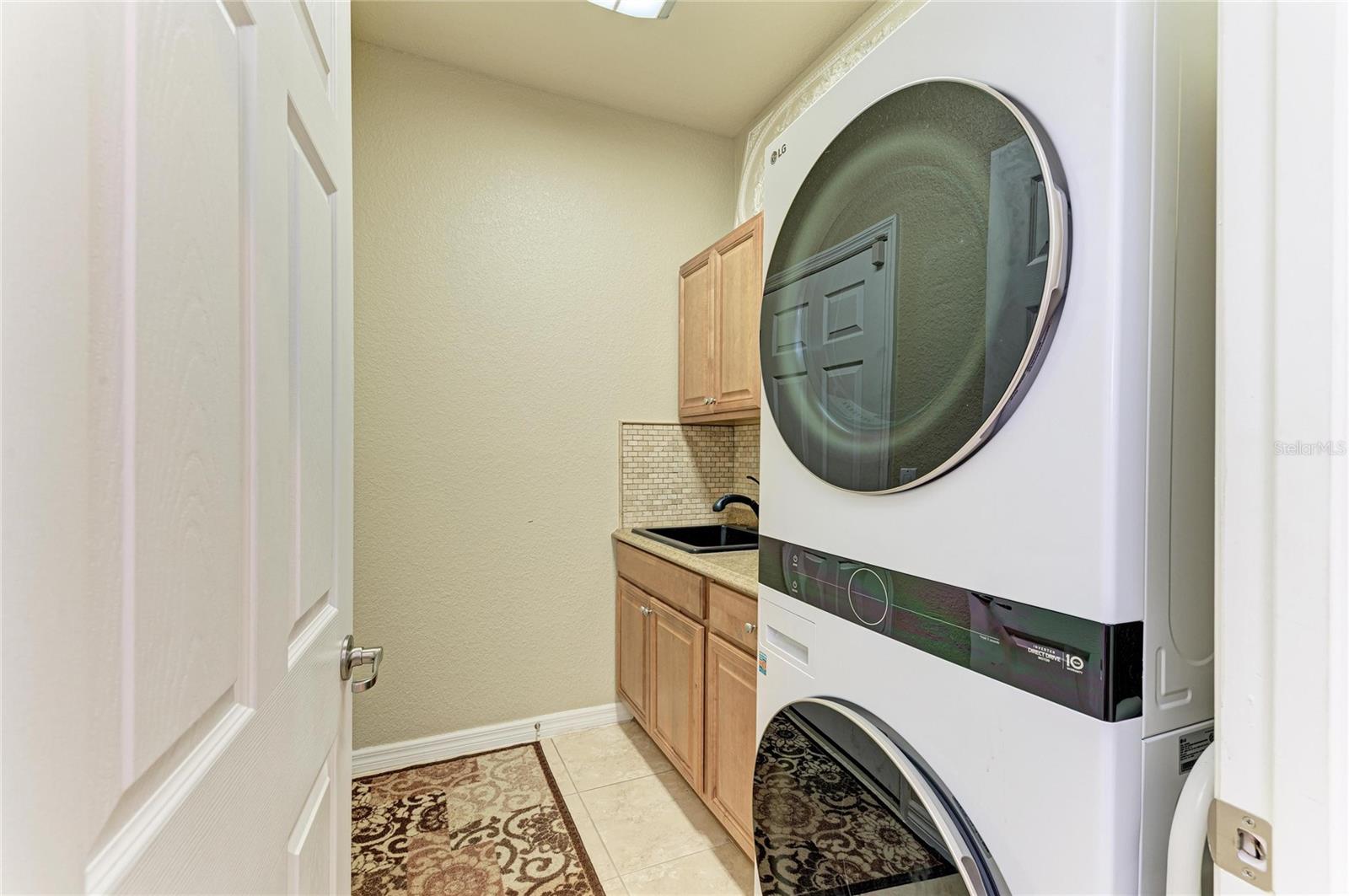 RIVER STRAND - Residential