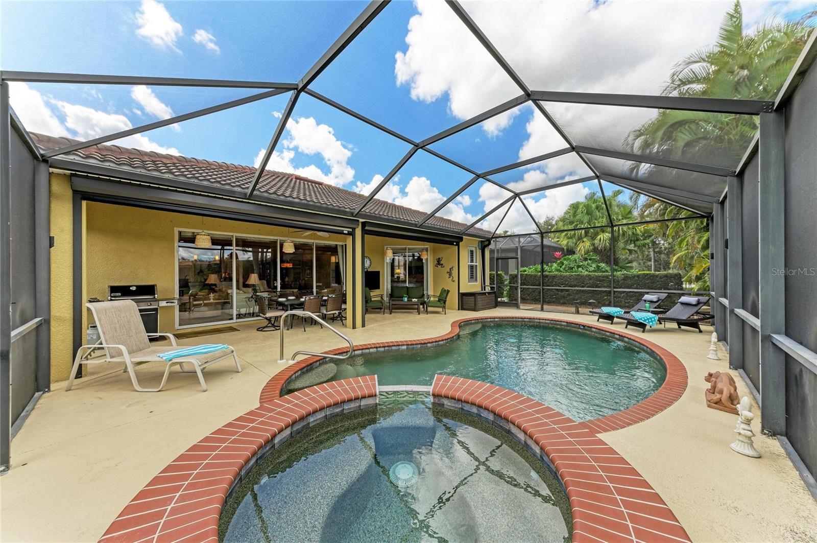 RIVER STRAND - Residential