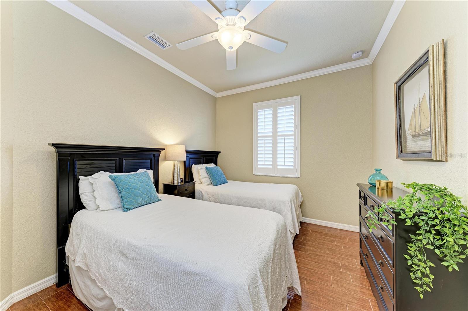 RIVER STRAND - Residential