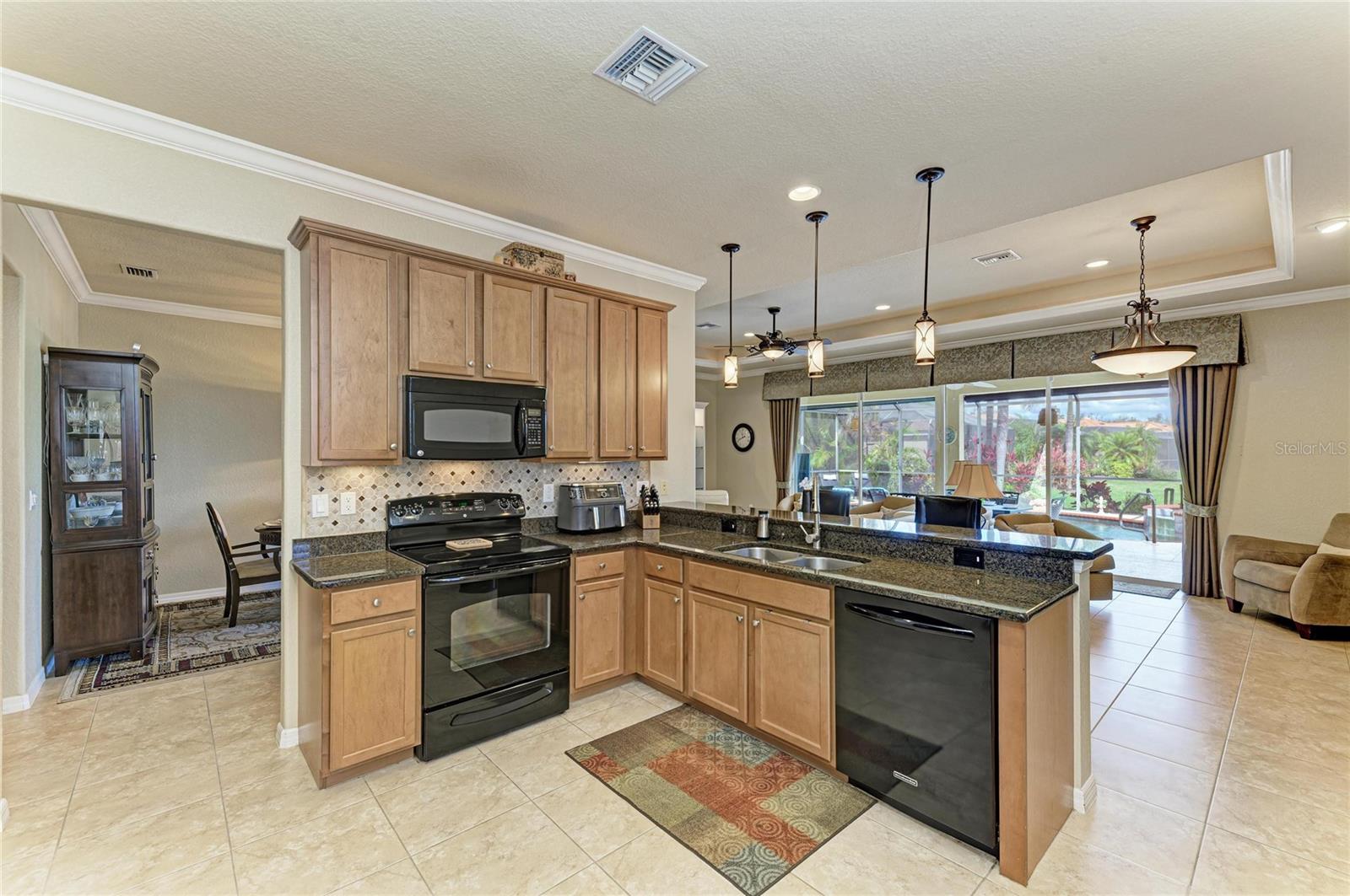 RIVER STRAND - Residential