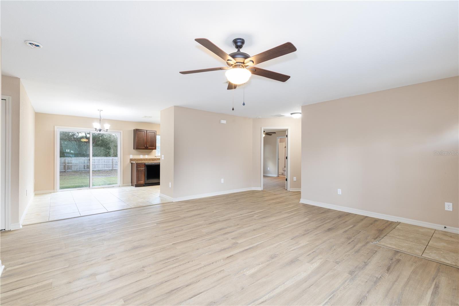 SILVER SPGS SHORES UN 31 - Residential