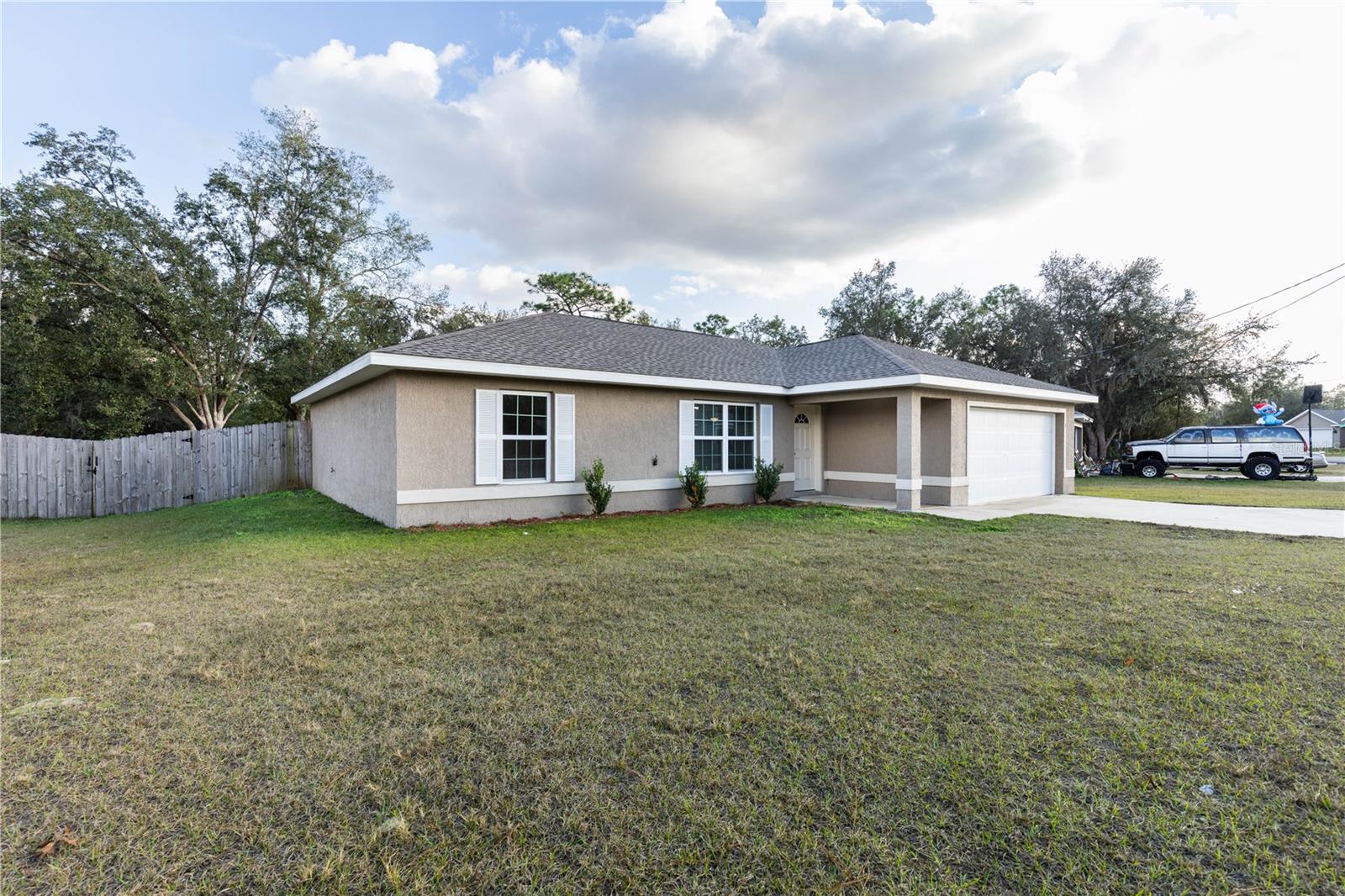 SILVER SPGS SHORES UN 31 - Residential