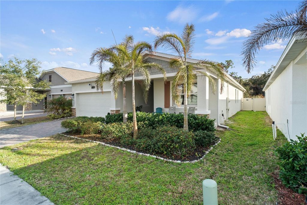 Photo of 1778 Good Neighbor Loop, Kissimmee, FL 34744 (MLS # O6384377)