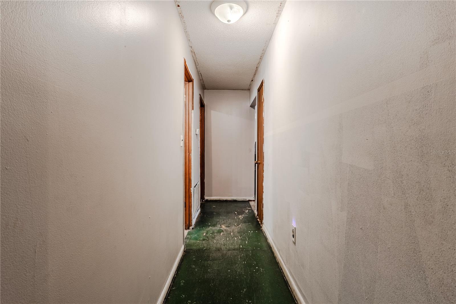 SUN N FUN - Residential