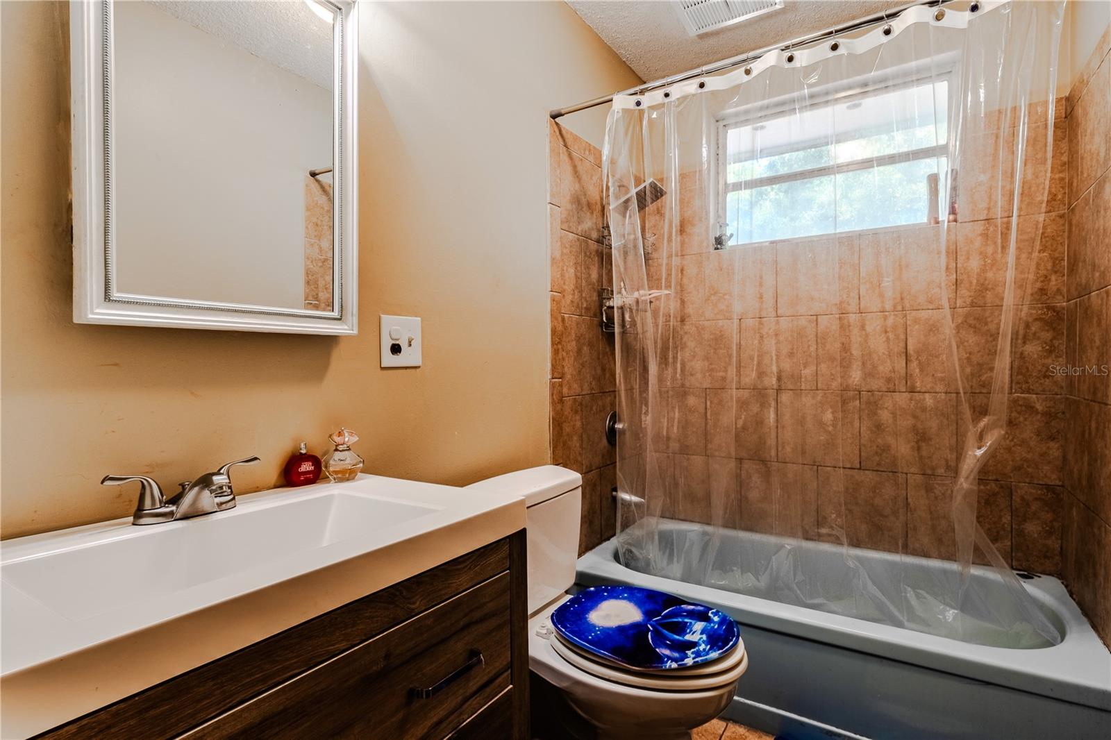 SUN N FUN - Residential