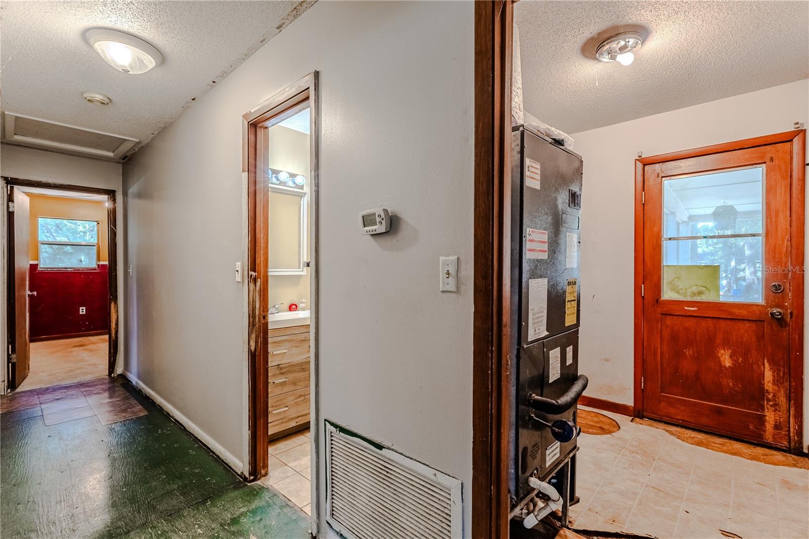 SUN N FUN - Residential