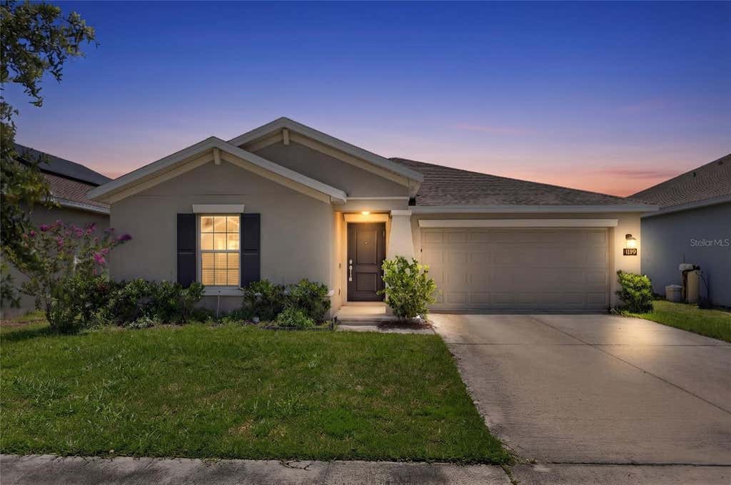 Photo of 1119 James Paul Road, Davenport, FL 33837 (MLS # O6422763)