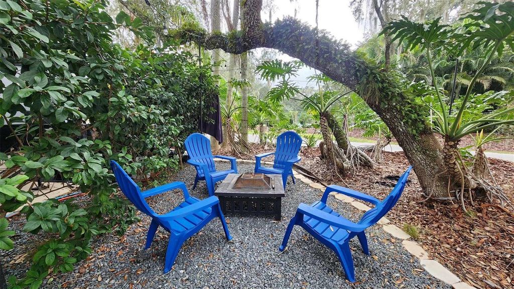 Photo of 282 Foal Drive, Lake Wales, FL 33898 (MLS # U8227092)