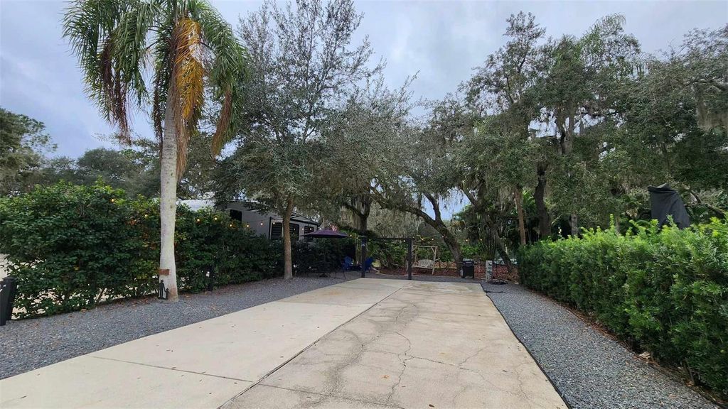 Photo of 282 Foal Drive, Lake Wales, FL 33898 (MLS # U8227092)