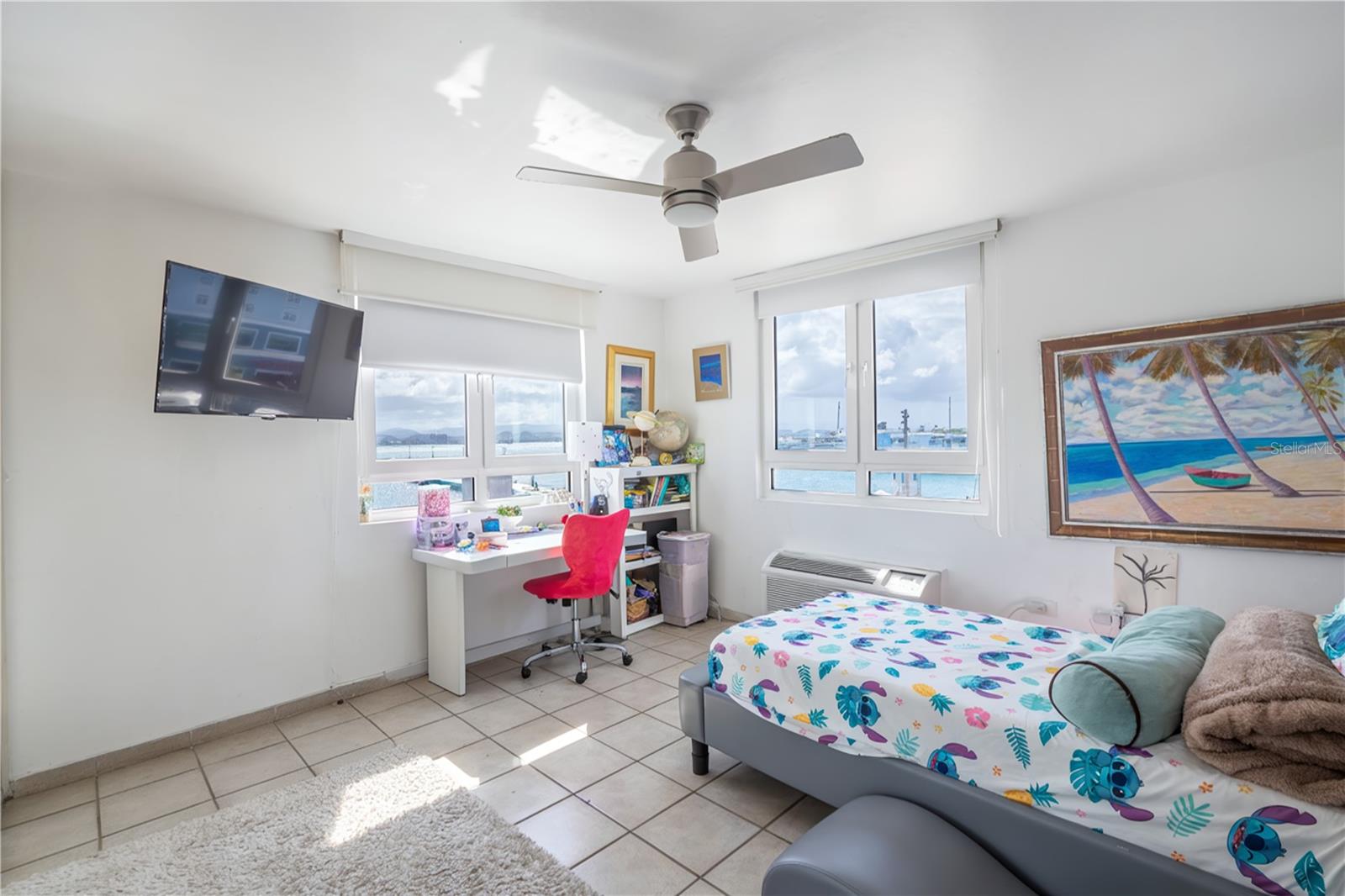 REINA DE CASTILLA - Residential