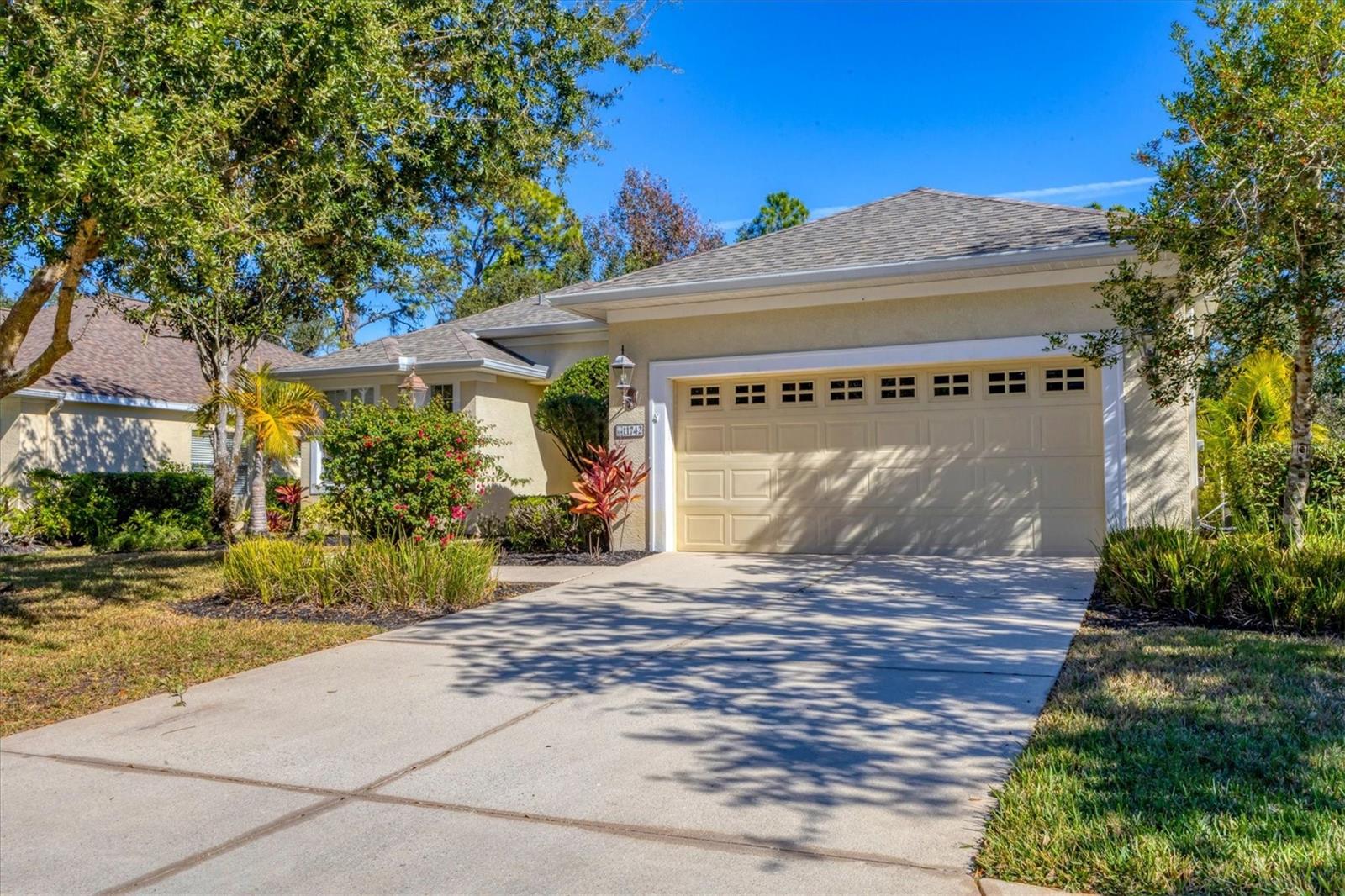 11742 HIDDEN FOREST LOOP