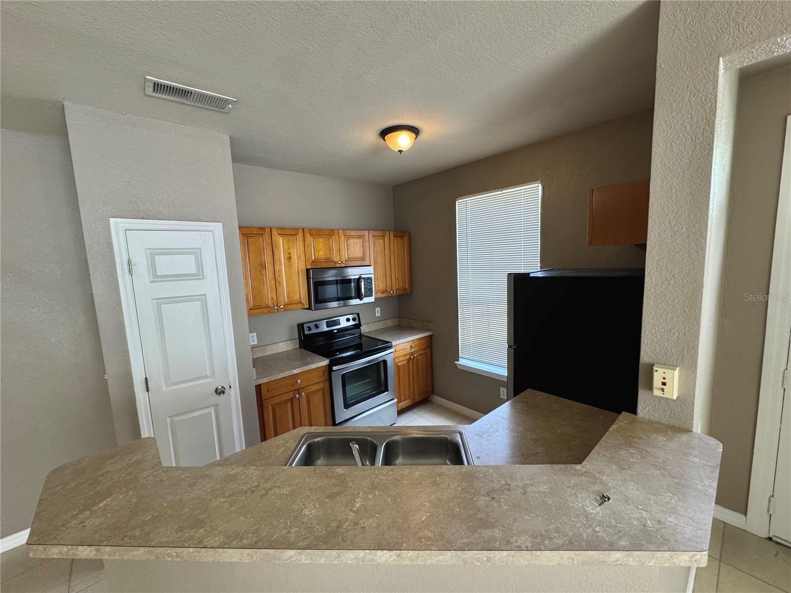 9061 LEE VISTA BOULEVARD 1306