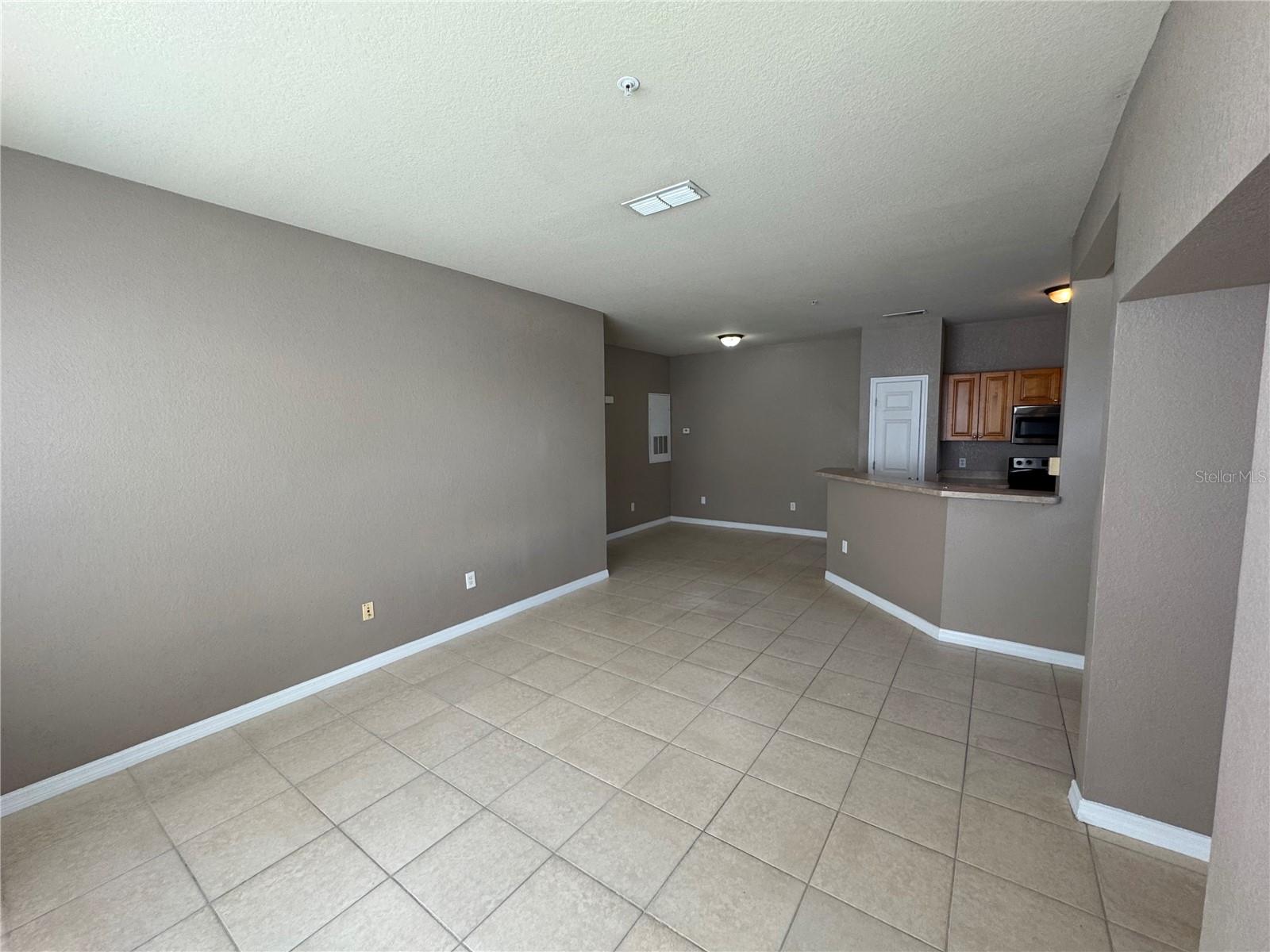 9061 LEE VISTA BOULEVARD 1306