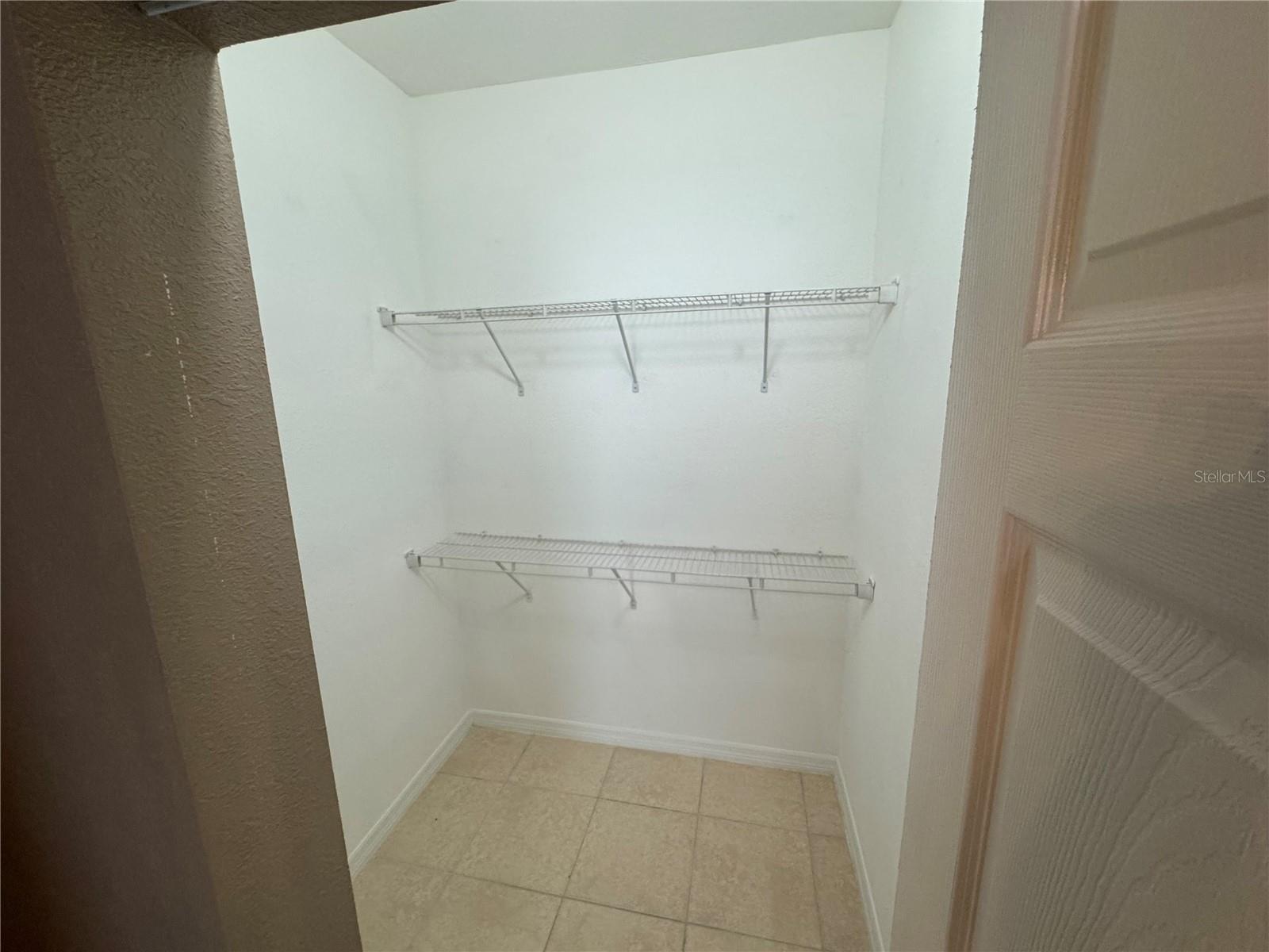 CENTRAL PK/LEE VISTA - Residential