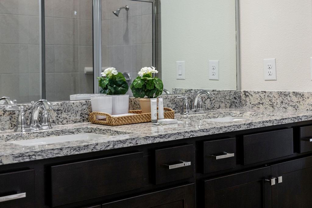 WINDSOR CAY PHASE 1 - Residential