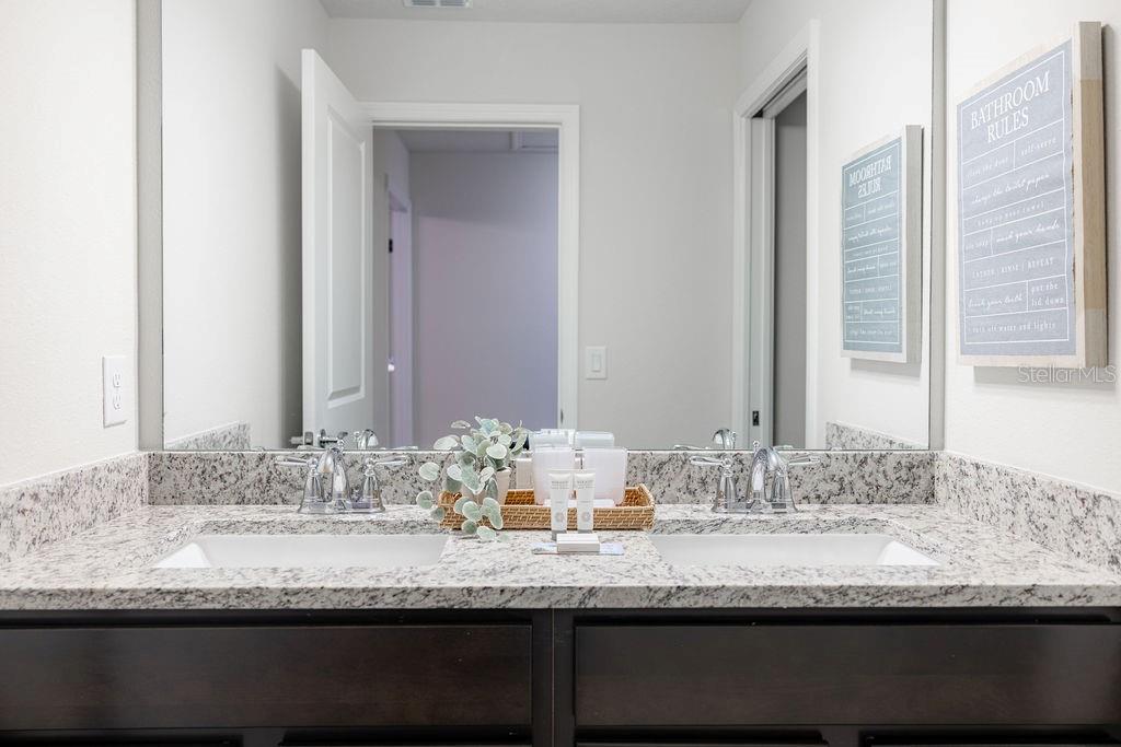 WINDSOR CAY PHASE 1 - Residential