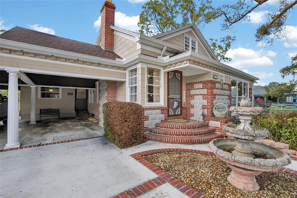 Photo of 607 N Merrin Street, Plant City, FL 33563 (MLS # TB8483784)