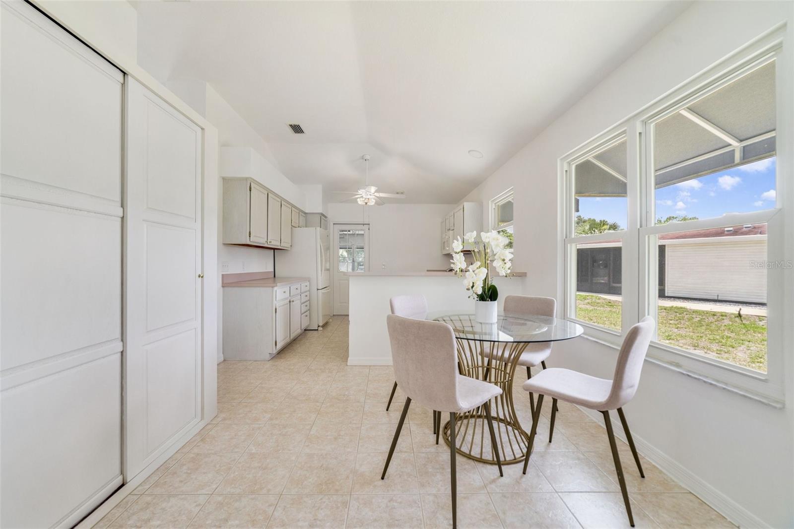 1243 TANGERINE CIRCLE