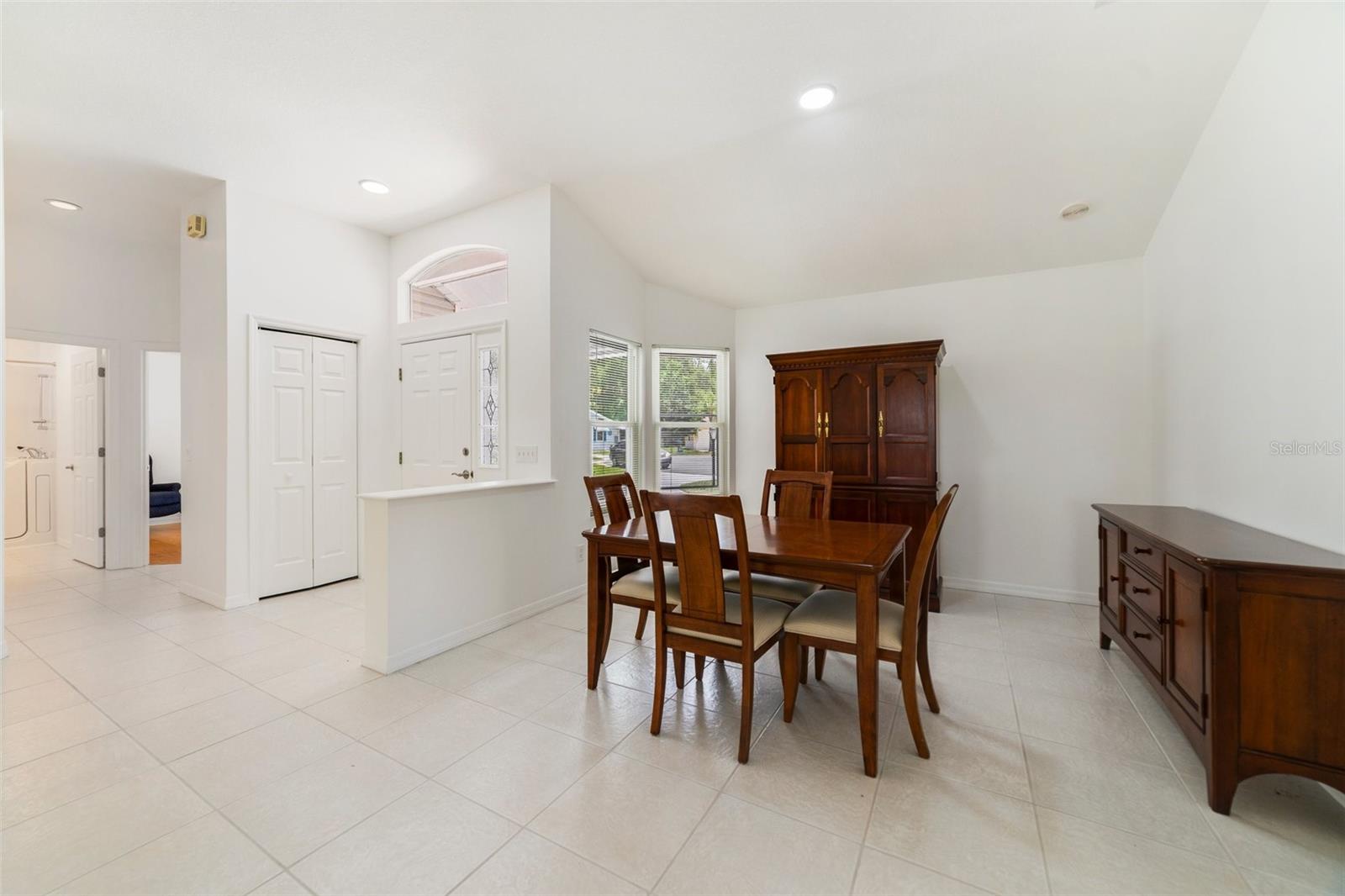 1243 TANGERINE CIRCLE