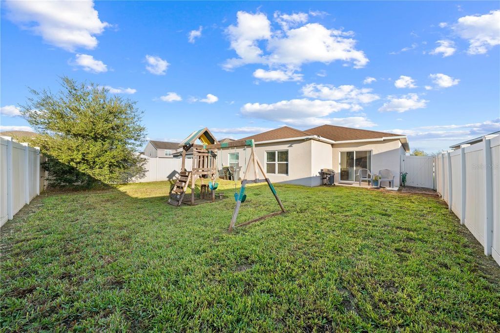 Photo of 608 Meadow Bend Drive, Davenport, FL 33837 (MLS # O6346994)