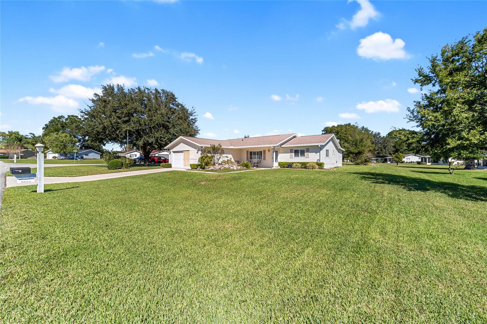 SPRUCE CREEK - Residential