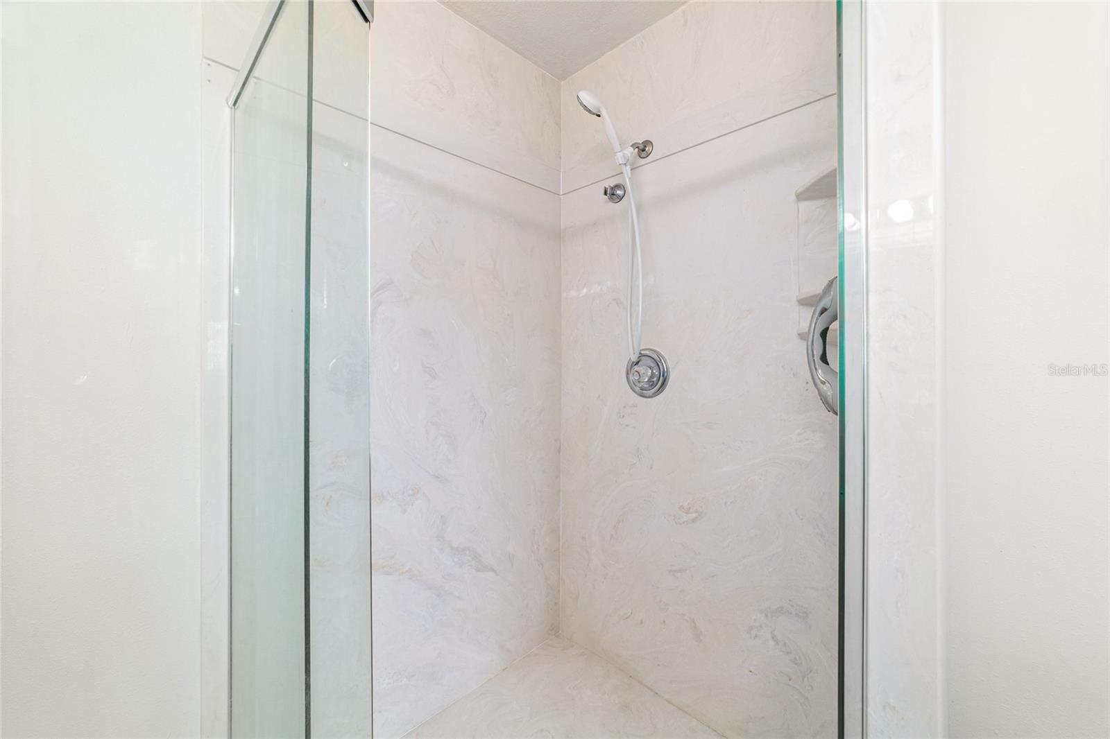 SPRUCE CREEK - Residential