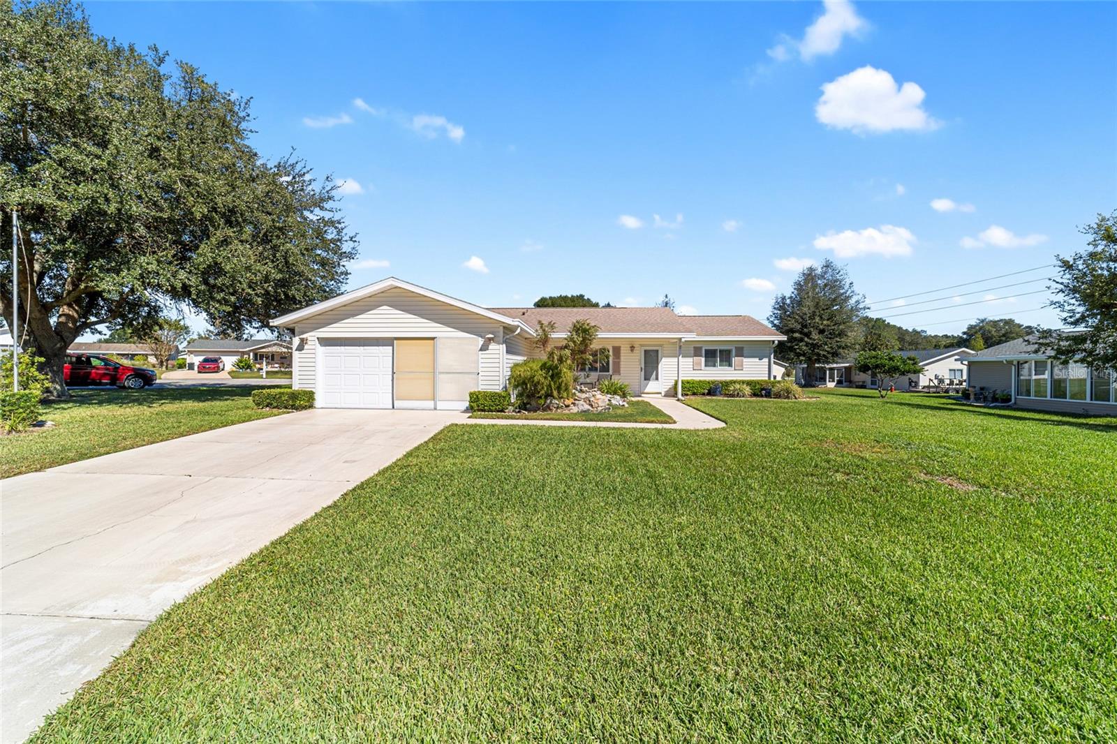 SPRUCE CREEK - Residential