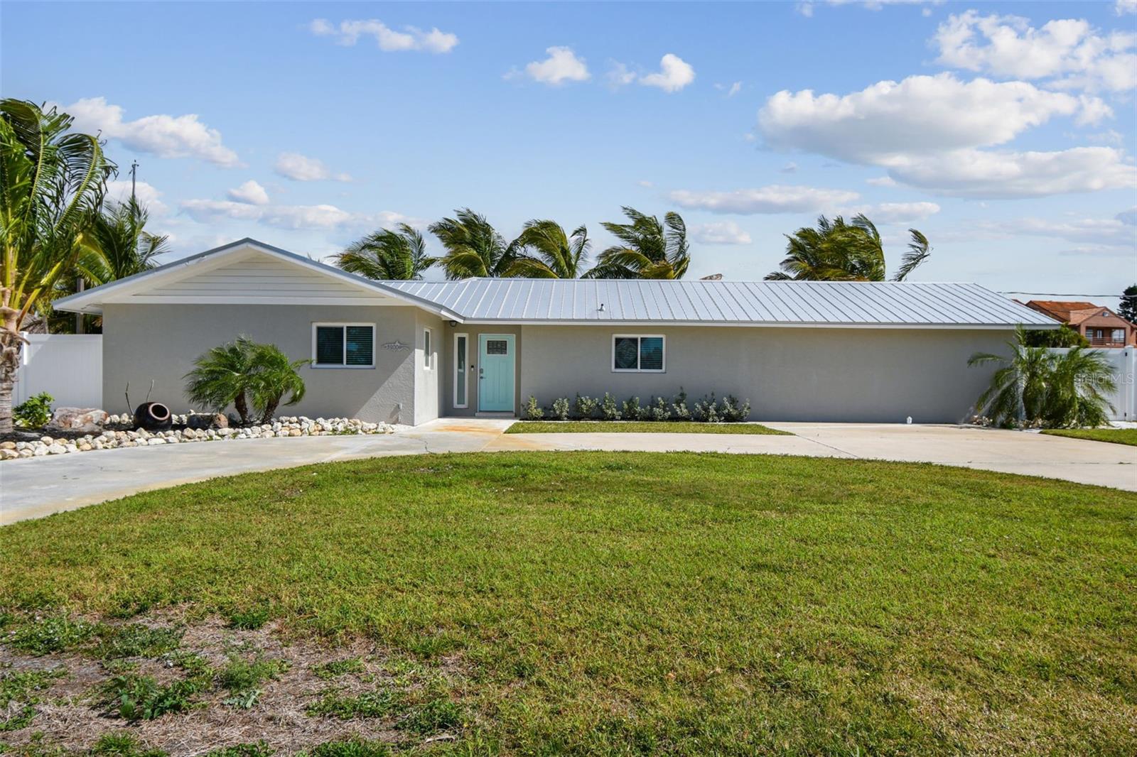 4900 ARLINGTON ROAD