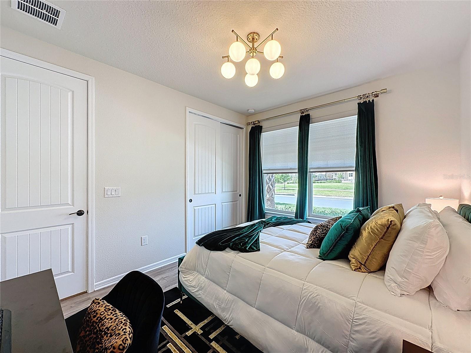 WESLYN PARK - Residential