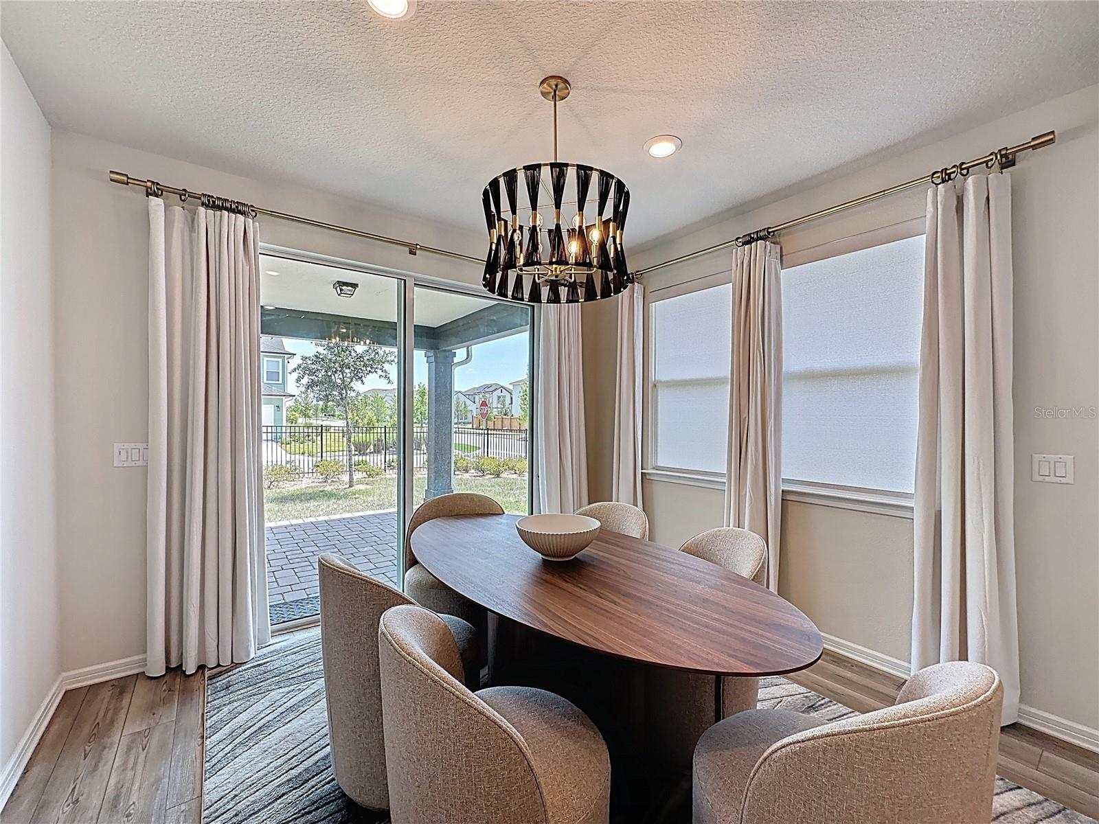 WESLYN PARK - Residential