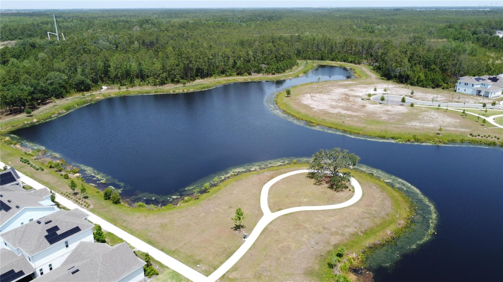 WESLYN PARK - Residential