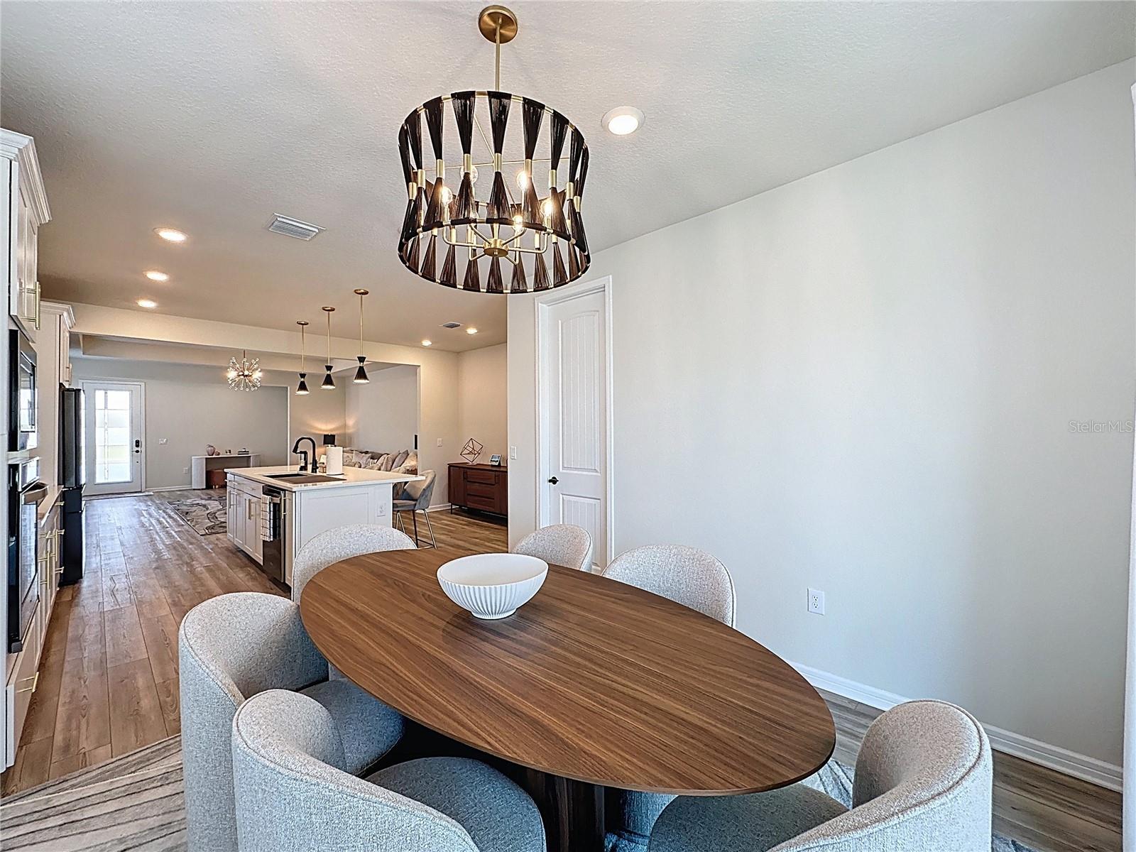 WESLYN PARK - Residential