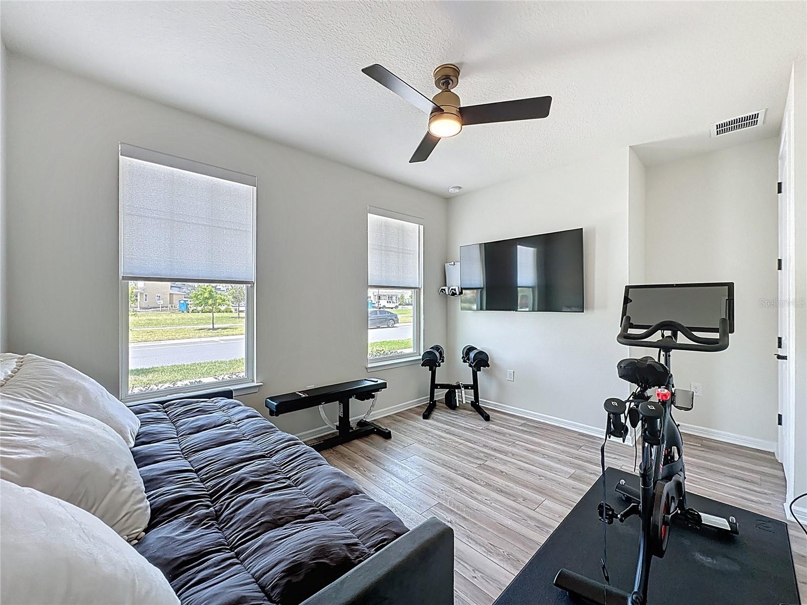 WESLYN PARK - Residential