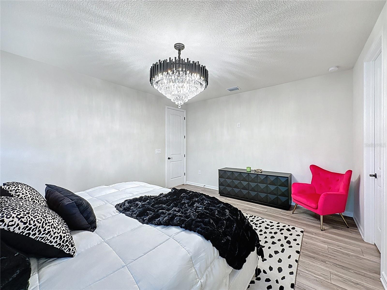 WESLYN PARK - Residential