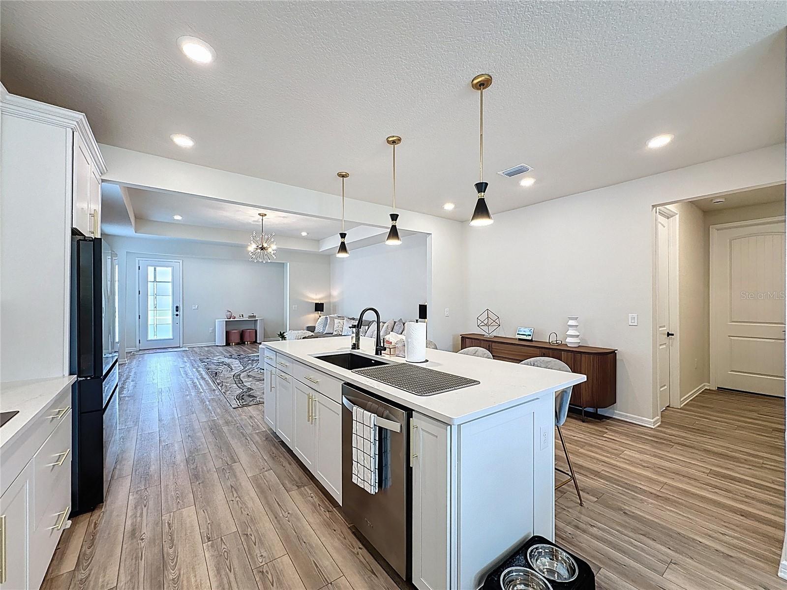 WESLYN PARK - Residential