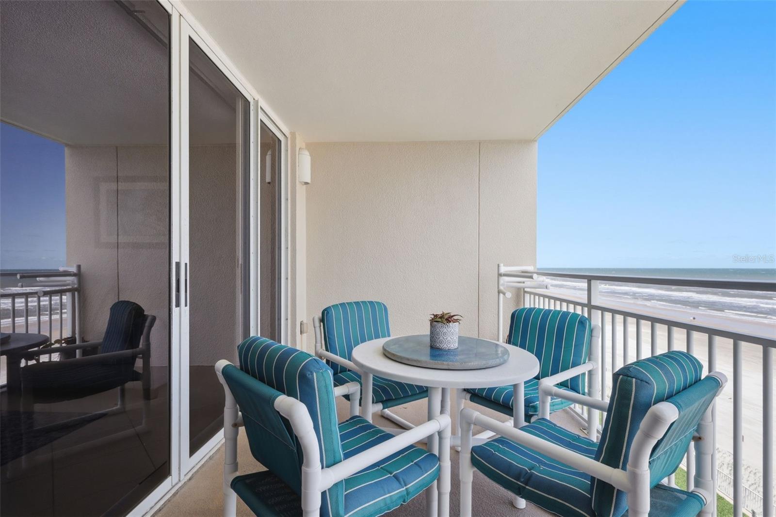 EAST WIND SOUTH & NORTH - Residential