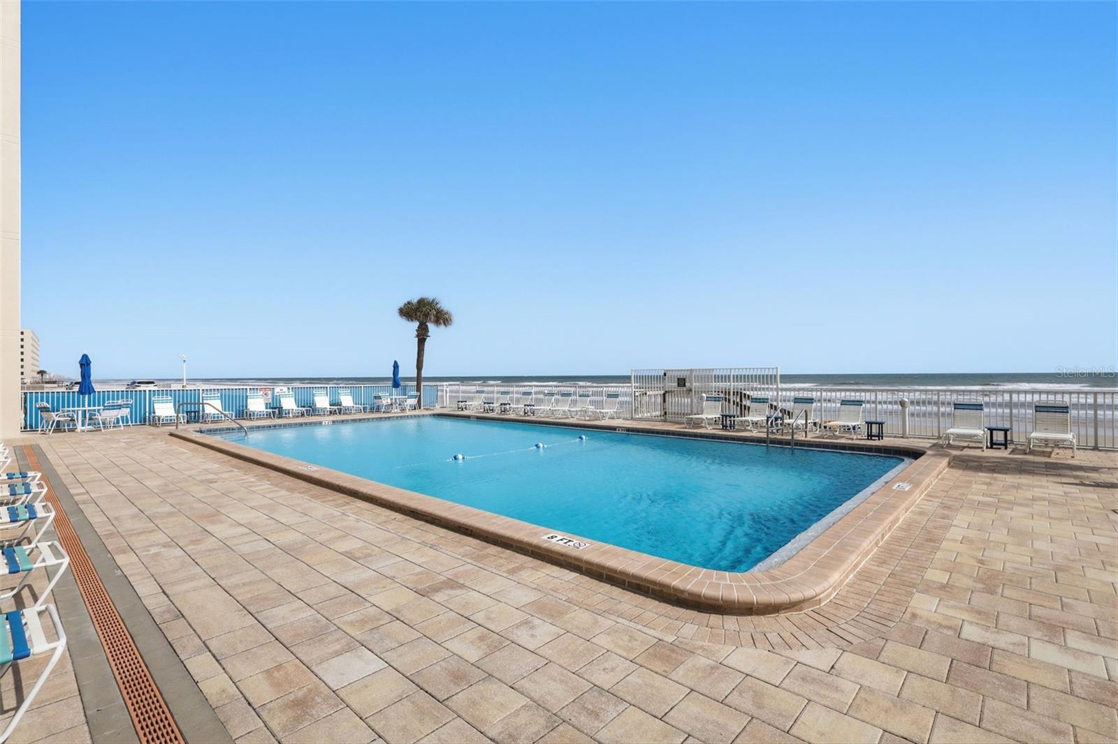 EAST WIND SOUTH & NORTH - Residential