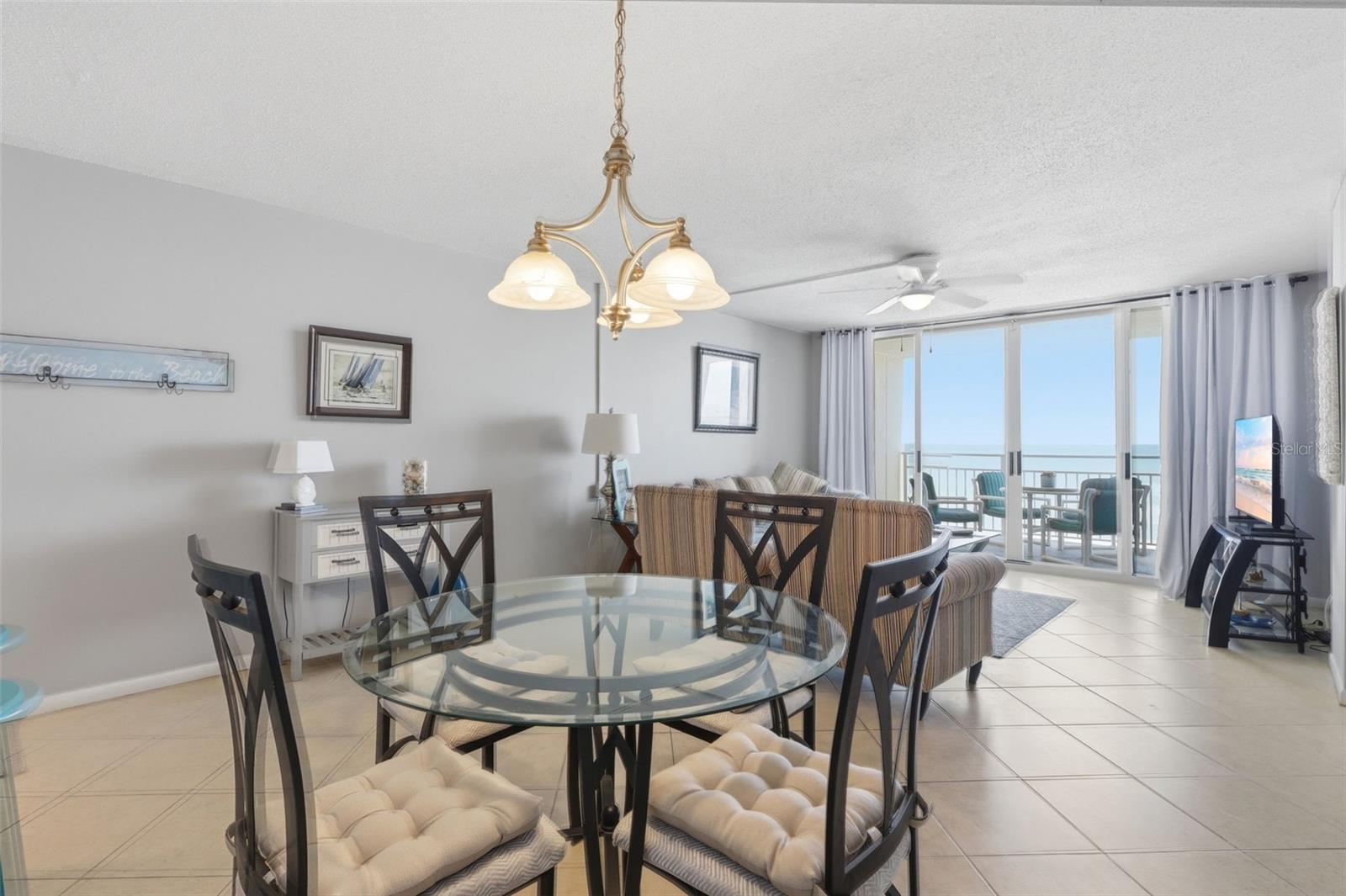 EAST WIND SOUTH & NORTH - Residential