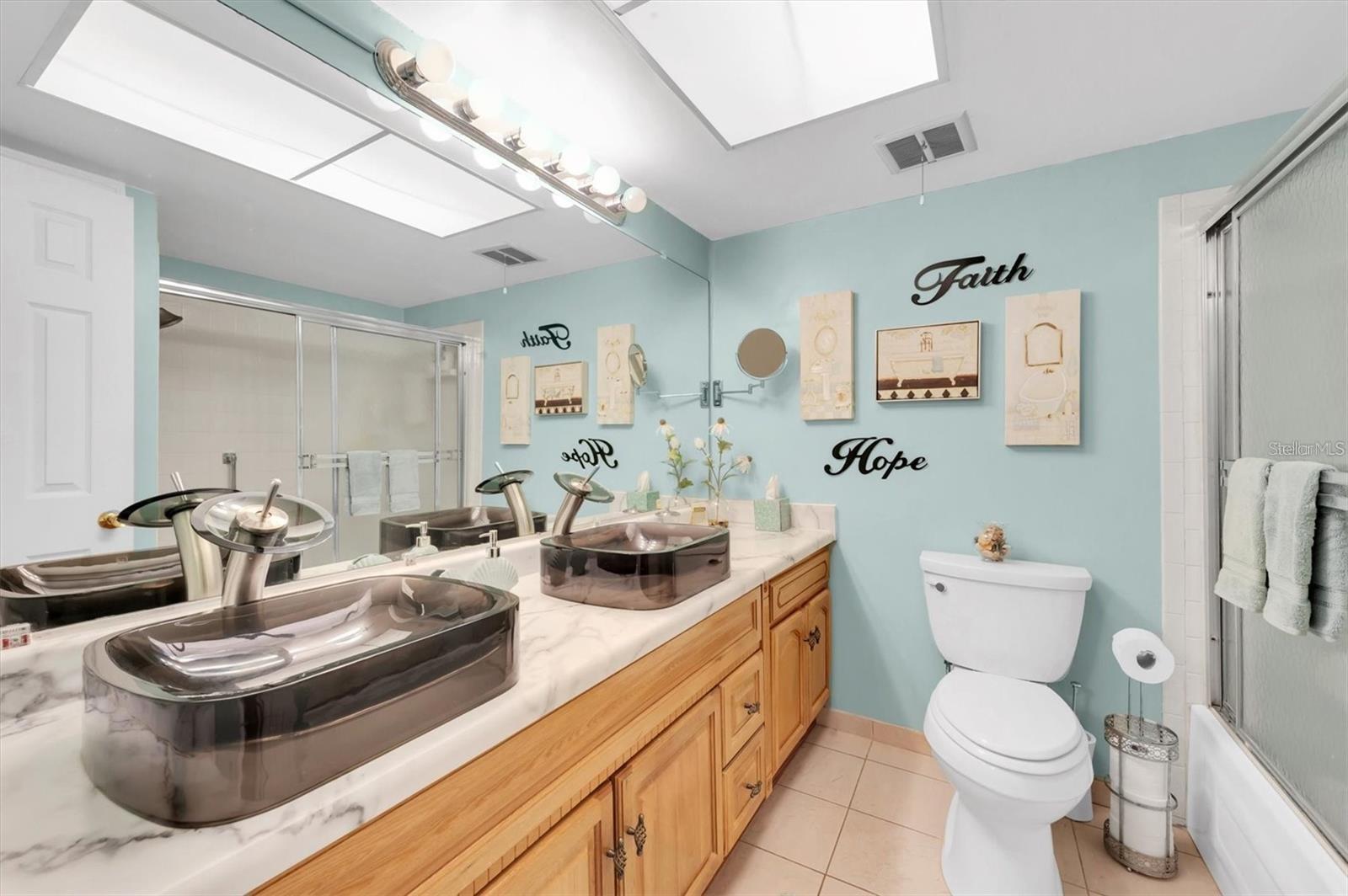 IMPERIAL COVE 9 - Residential