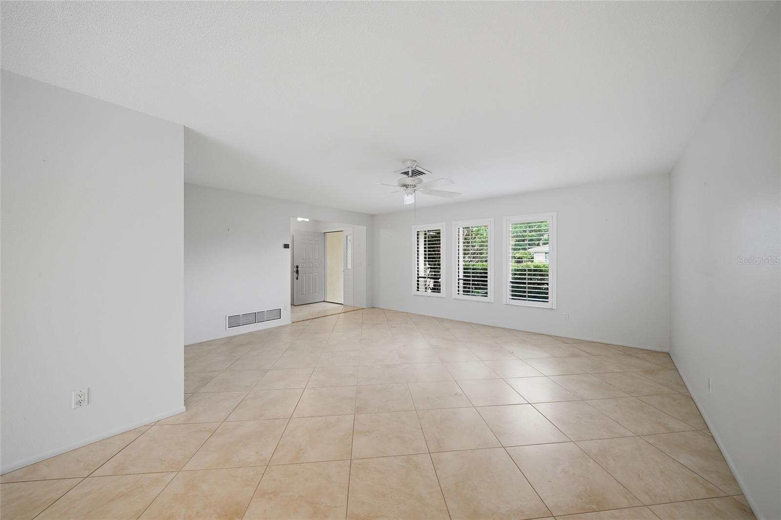 SORRENTO EAST - Residential