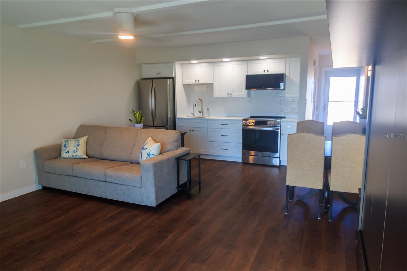 MARINERS COVE CONDO - Residential