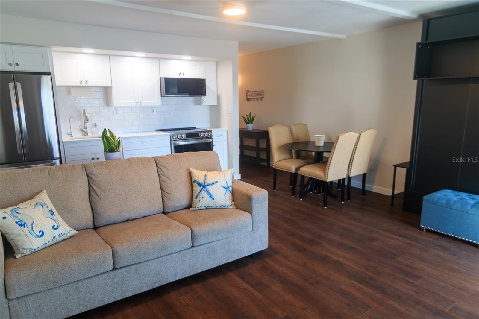 MARINERS COVE CONDO - Residential