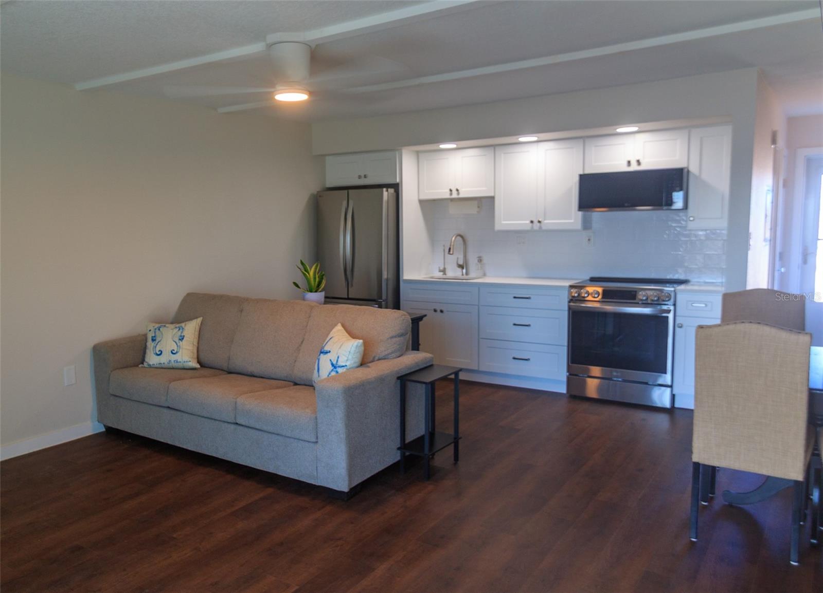 MARINERS COVE CONDO - Residential